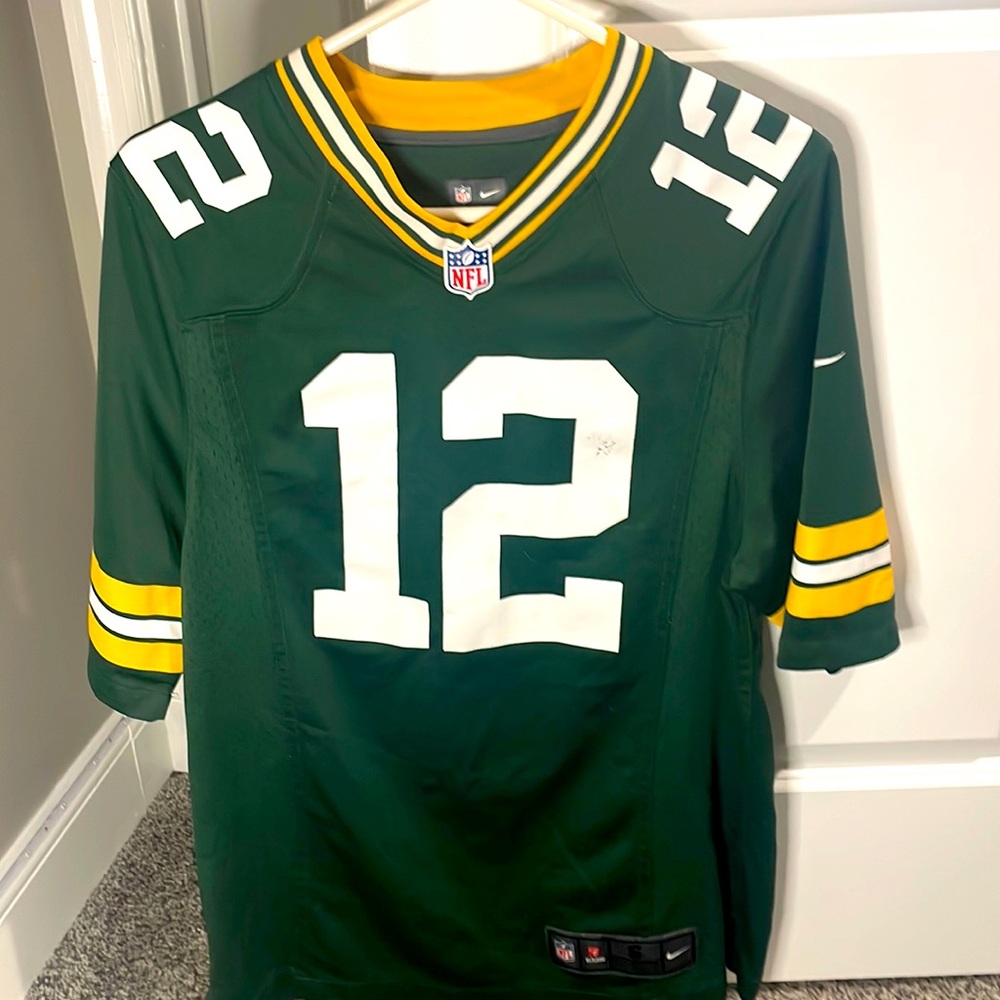 AR12 Mens small nike Jersey